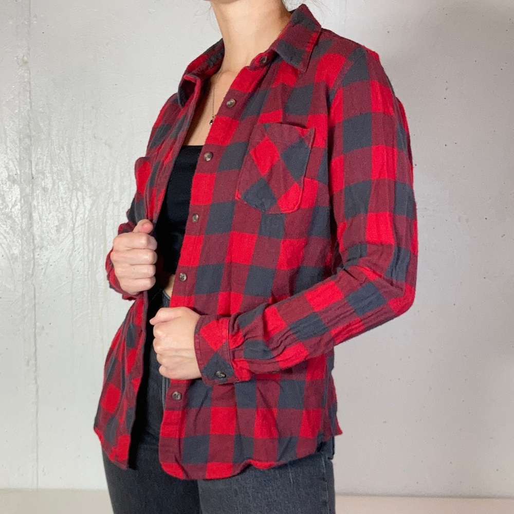 Red + Gray Buffalo Check Plaid Long Sleeve Flannel Collared Shirt - Picture 6 of 9